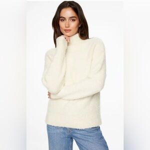 Bucle Mockneck Sweater - XS